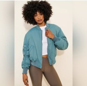 URBAN OUTFITTERS BDG Charlie Barrel Sleeve Bomber in Blue Sz M NWT $79